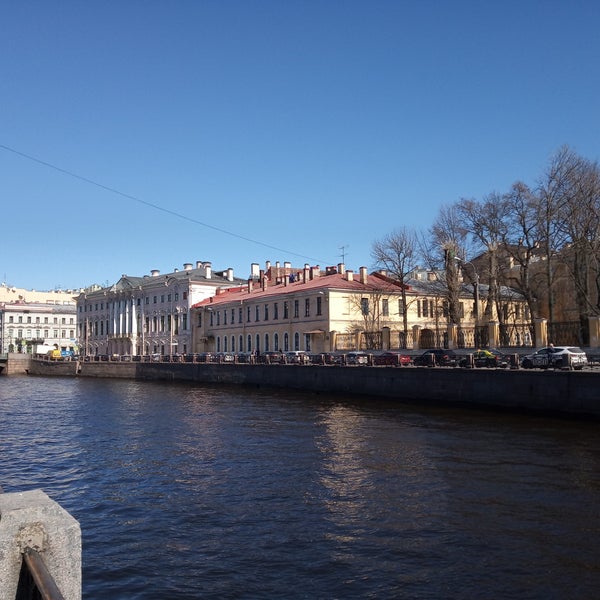 4/18/2019 tarihinde Svetlana K.ziyaretçi tarafından Moyka River Embankment'de çekilen fotoğraf