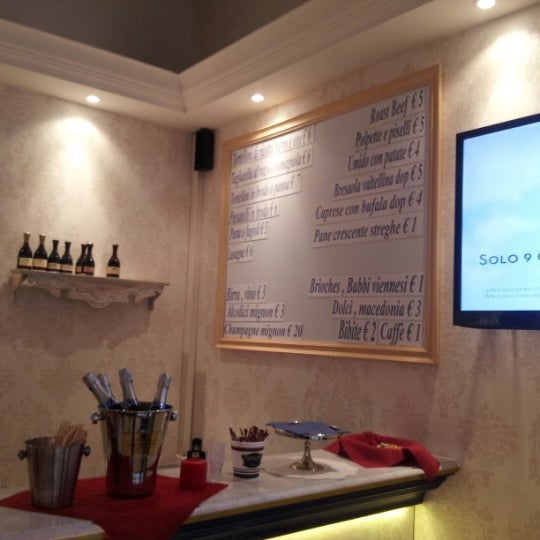 Tortellino Bologna Soup Spot in Bologna