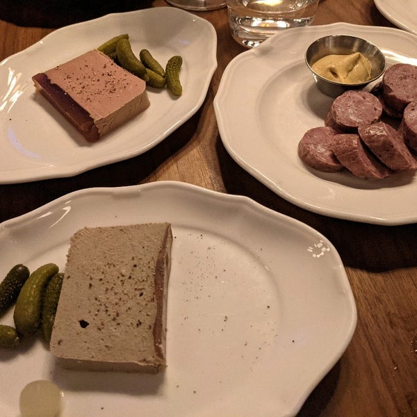 Photos A Le Crocodile Restaurant Francais A Williamsburg