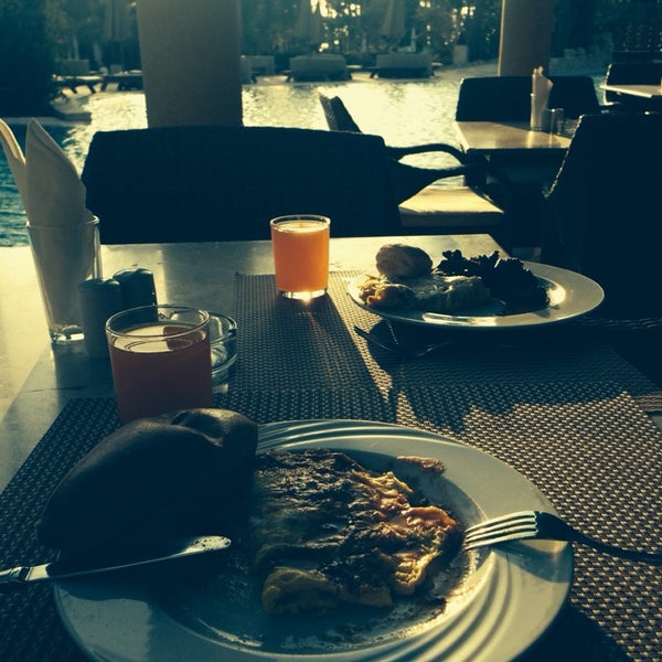 Sunset brut сочи. Ночной клуб от заката до рассвета. Бар закат. Бар от заката до заката. Sunset bar крым.