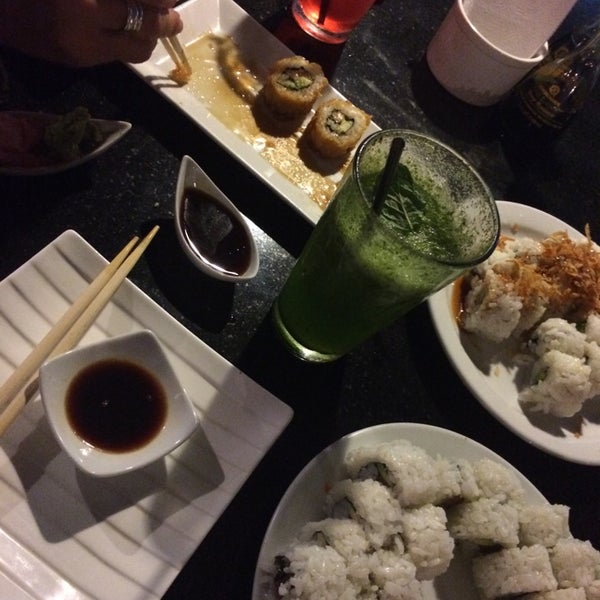Photo taken at Sake Restaurante by Roberto G. on 8/1/2014