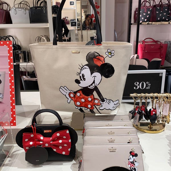 kate spade new york outlet - 1 Premium Outlet Blvd Ste 760