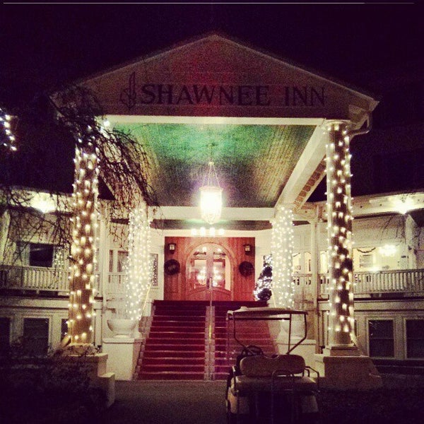 Foto tomada en The Shawnee Inn and Golf Resort  por Alastair C. el 12/15/2012