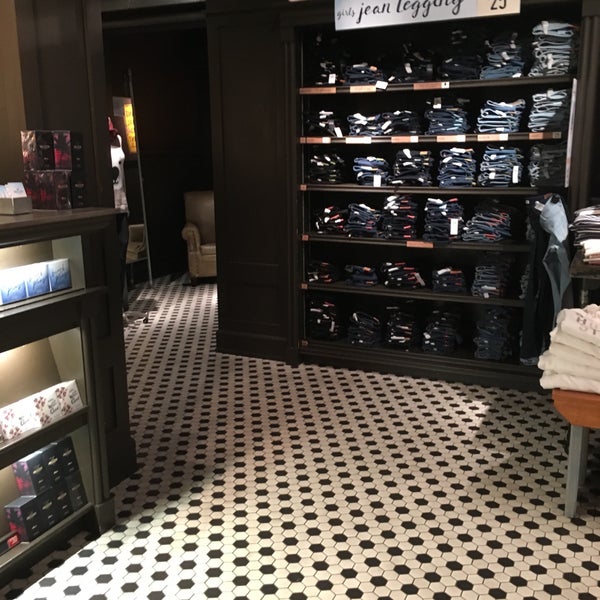 Hollister Co. Lenox 5 tips