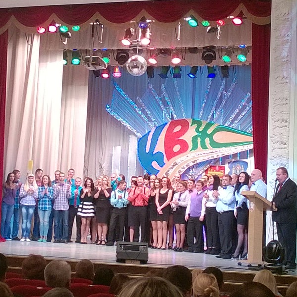 Дом культуры железнодорожников могилев. Дк железнодорожников могилев. Дк железнодорожников могилев. Дк железнодорожников могилев. Могилев здание дк.