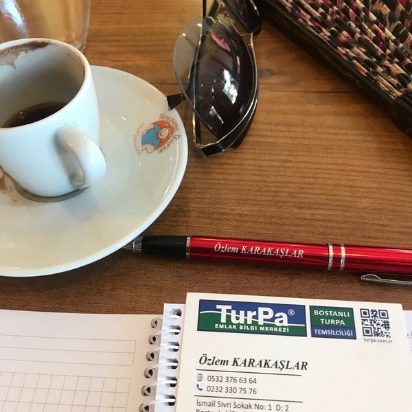 Teyzem Börek Bostanlı Nergis Metro Durağı