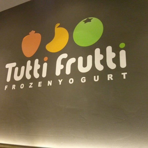 Photo taken at Tutti Frutti Barcelona by Andrii K. on 9/19/2013