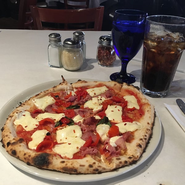 Photo taken at Amalfi Pizza by Gianluca P. on 2/12/2017