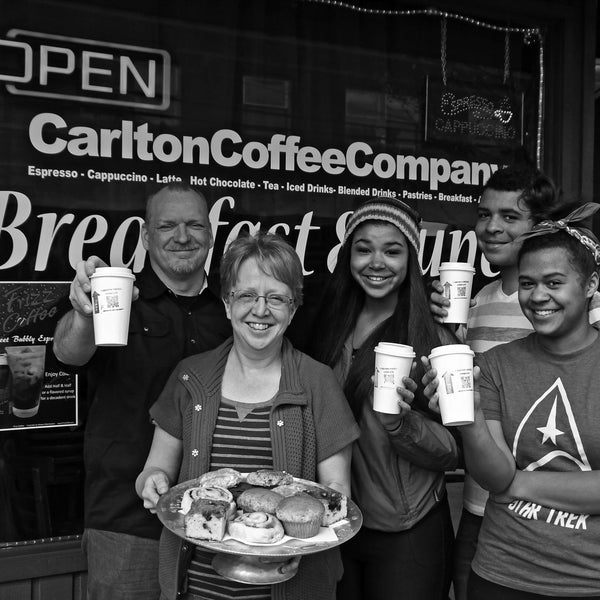 Снимок сделан в Carlton Coffee Company пользователем Carlton Coffee Company 9/26/2013