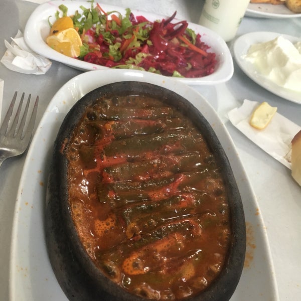 Photo taken at TulipGarden Restaurant and Café by Özgür Ş. on 3/26/2017
