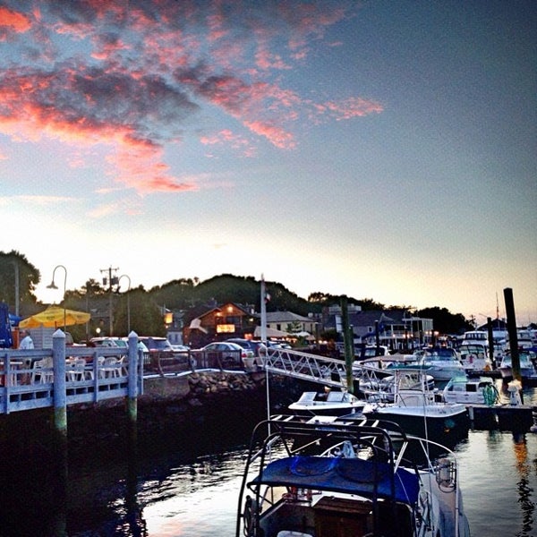 Photo taken at Finn&#39;s Harborside by Karl D. on 7/7/2014
