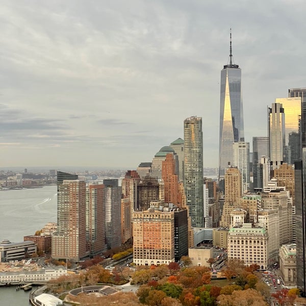 Foto diambil di Helicopter New York City oleh choi g. pada 11/19/2023