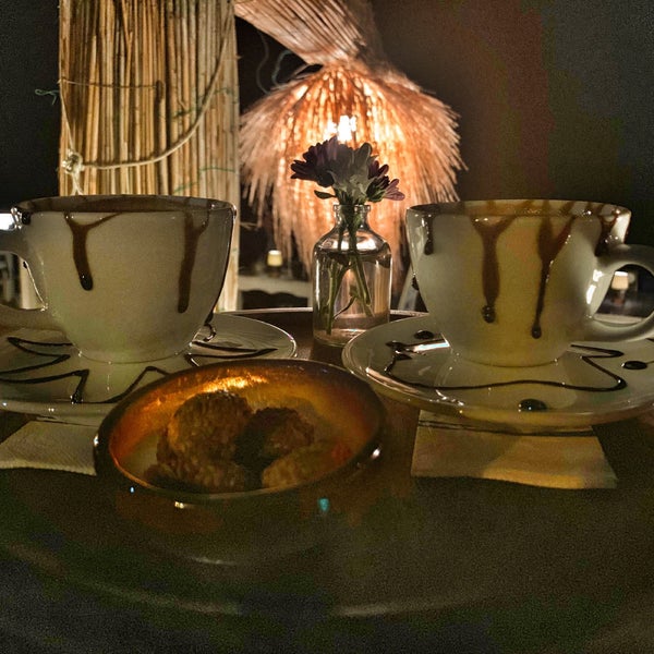 Foto diambil di Denizaltı Cafe &amp; Restaurant oleh Ayşen pada 9/16/2019