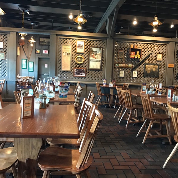 Cracker Barrel Old Country Store American Restaurant in Stuart