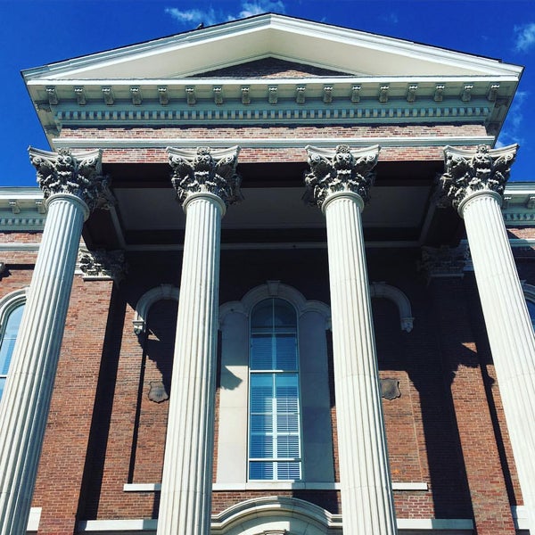 Warren County Courthouse College Street