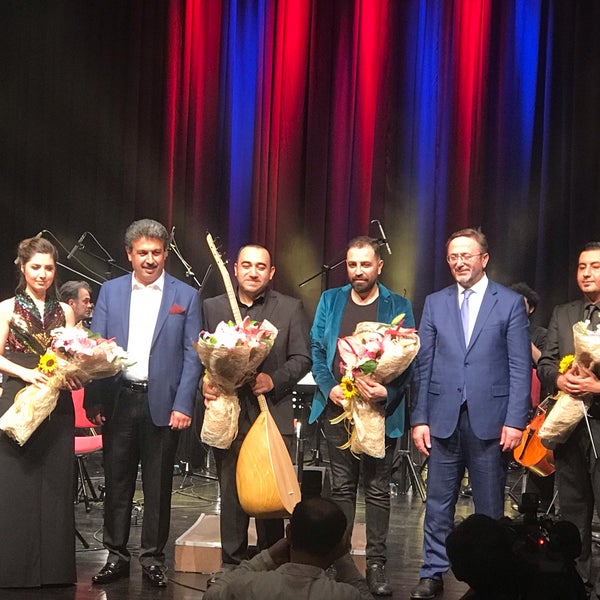 Das Foto wurde bei Cennet Kültür ve Sanat Merkezi von Lalezar G. am 10/18/2018 aufgenommen