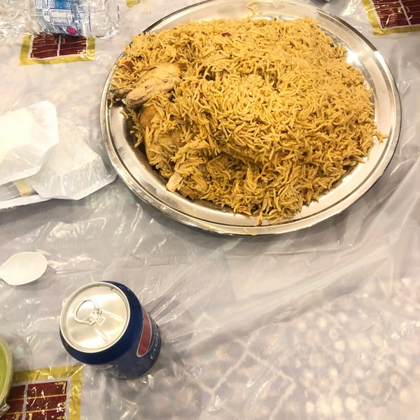 Снимок сделан в Al Seddah Restaurants пользователем Midooz A. 1/10/2020