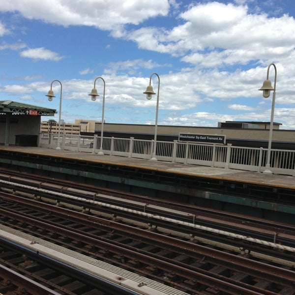 Photos at MTA Subway Westchester Square/E Tremont Ave (6) East