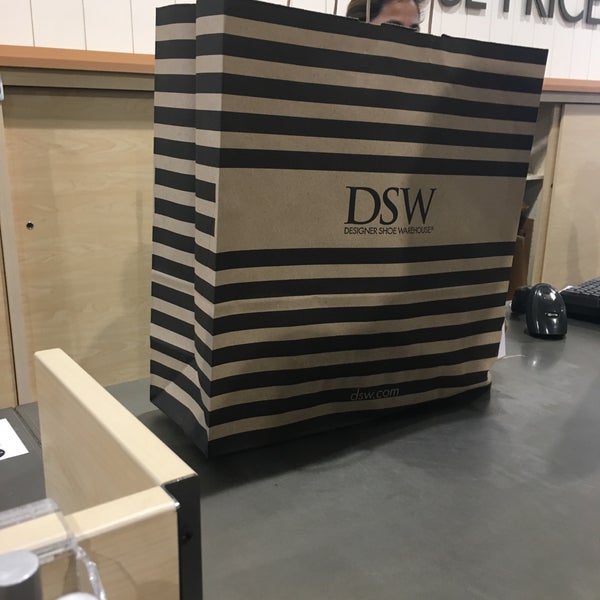 Dsw solomon pond sale