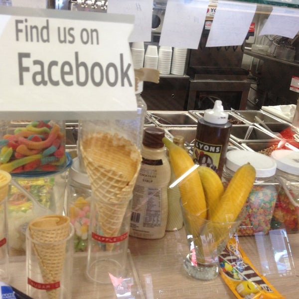 Yum Yum Yogurt Encino, CA