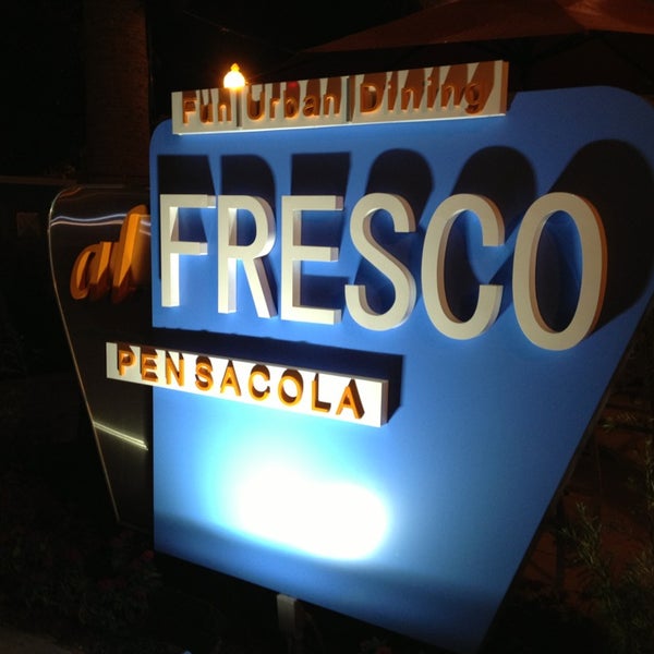 Photo prise au al FRESCO par Haley V. le9/16/2013