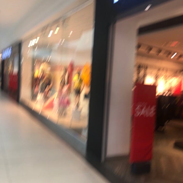 H&m cresta clearance mall