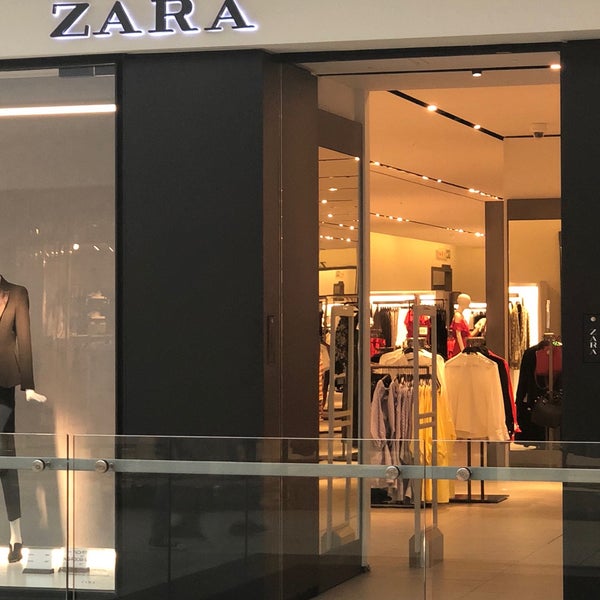 zara clothing store