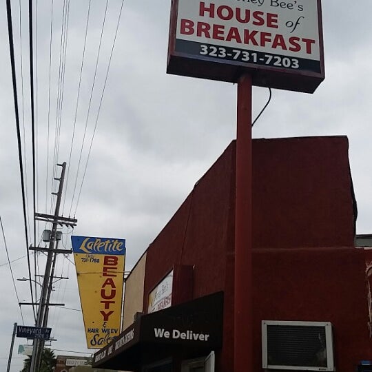 7/20/2014にUgboaku O.がHoney Bee&#39;s House Of Breakfastで撮った写真