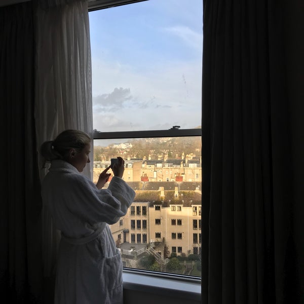3/10/2018 tarihinde Konstantin A.ziyaretçi tarafından DoubleTree by Hilton Bath'de çekilen fotoğraf