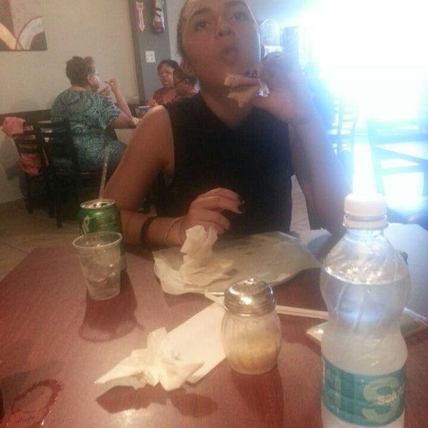 Photos at Kingdom Pizza 3 tips from 41 visitors