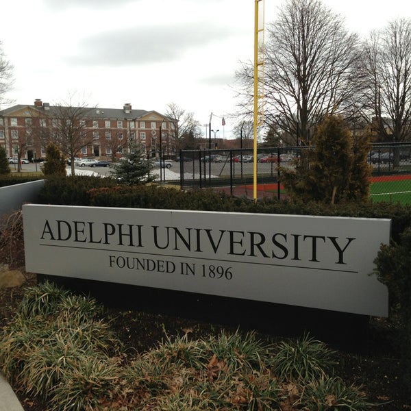 Adelphi University Garden City Campus Universidad