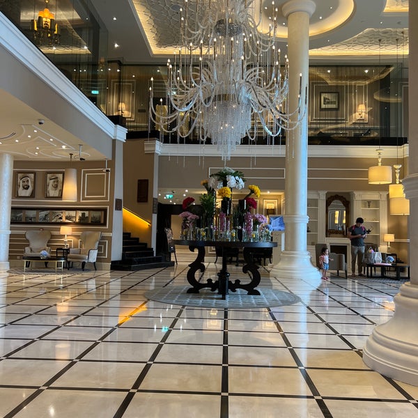 Foto tomada en Dukes The Palm, a Royal Hideaway Hotel  por Wesam el 7/24/2022