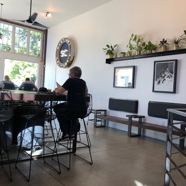 7/25/2018 tarihinde Readiness K.ziyaretçi tarafından States Coffee &amp; Mercantile'de çekilen fotoğraf