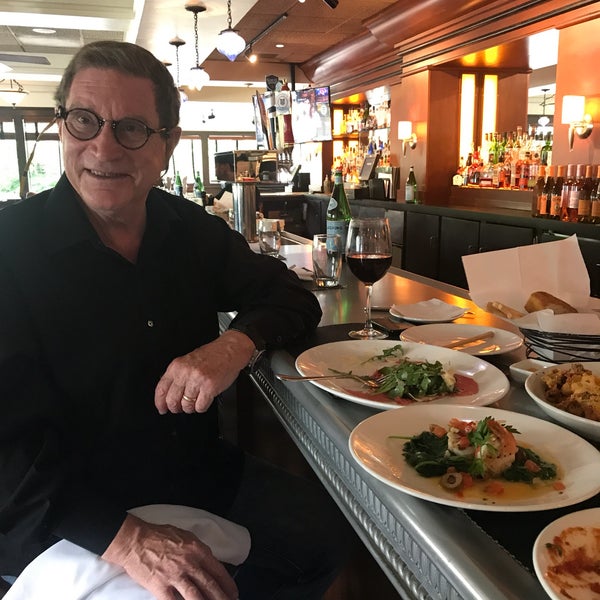 Photos at Papa Razzi - 14 tips