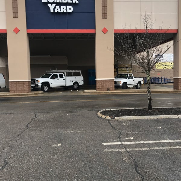 Lowe's Ferretería en Leominster