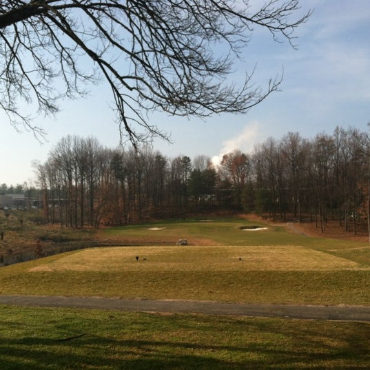 Foto scattata a Redgate Golf Course da Lynn N. il 12/2/2012