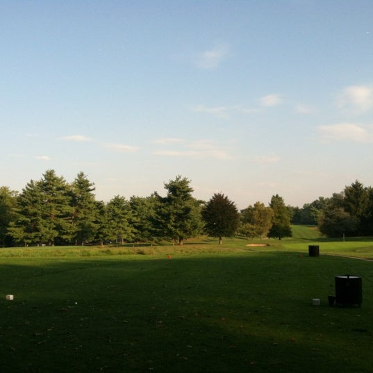 Foto scattata a Redgate Golf Course da Lynn N. il 9/22/2012