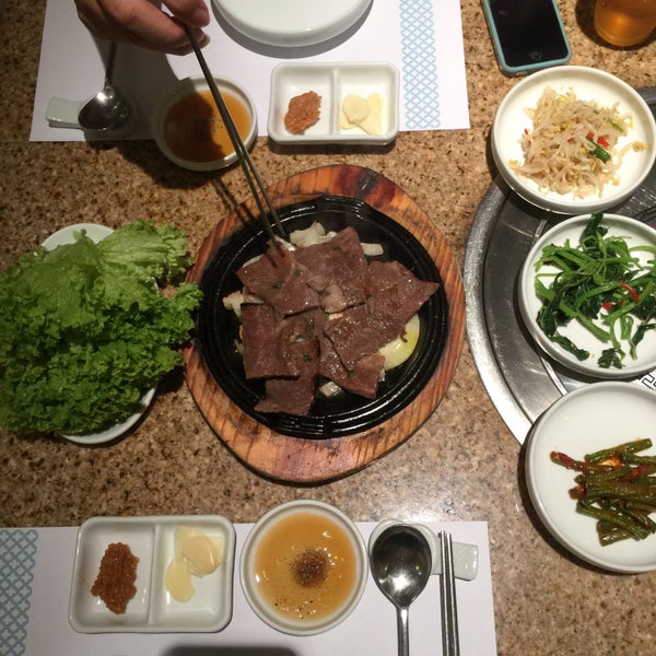 Das Foto wurde bei Da On Fine Korean Cuisine von Jessica H. am 8/16/2015 aufgenommen