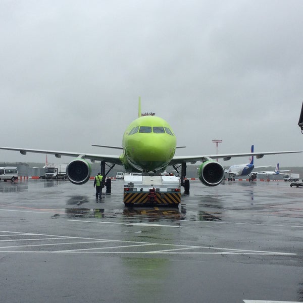 Photo taken at Domodedovo International Airport (DME) by Кирилл Т. on 5/16/2015