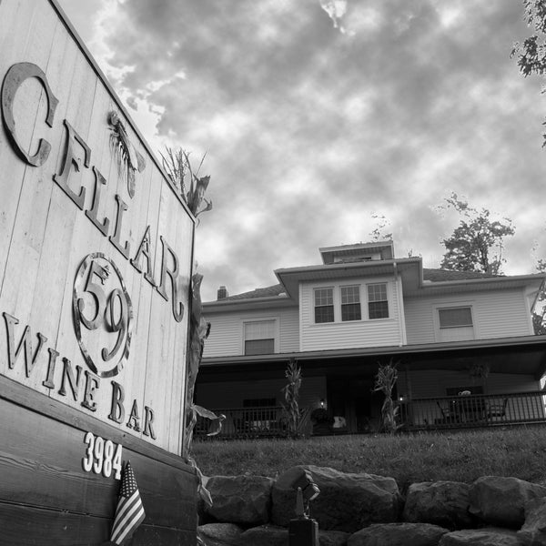 10/11/2013에 Cellar 59 Wine Bar &amp; Wine Shop님이 Cellar 59 Wine Bar &amp; Wine Shop에서 찍은 사진