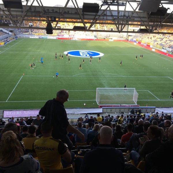 Photo taken at Parkstad Limburg Stadion by Frank B. on 4/7/2018