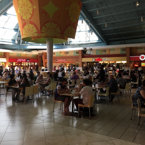 Florida, Fort Ft. Lauderdale, Sunrise, Sawgrass Mills Mall, shopping, food  court, tables, families, Stock Photo, Picture And Rights Managed Image.  Pic. G14-3213305