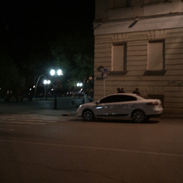 строительная компания majorka. мажорка добро. богатая девушка. мажорка добро. обложка majorka.