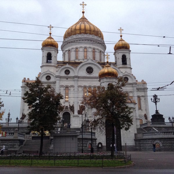 Das Foto wurde bei Christ-Erlöser-Kathedrale von Yulia SeeYou Y. am 9/20/2015 aufgenommen