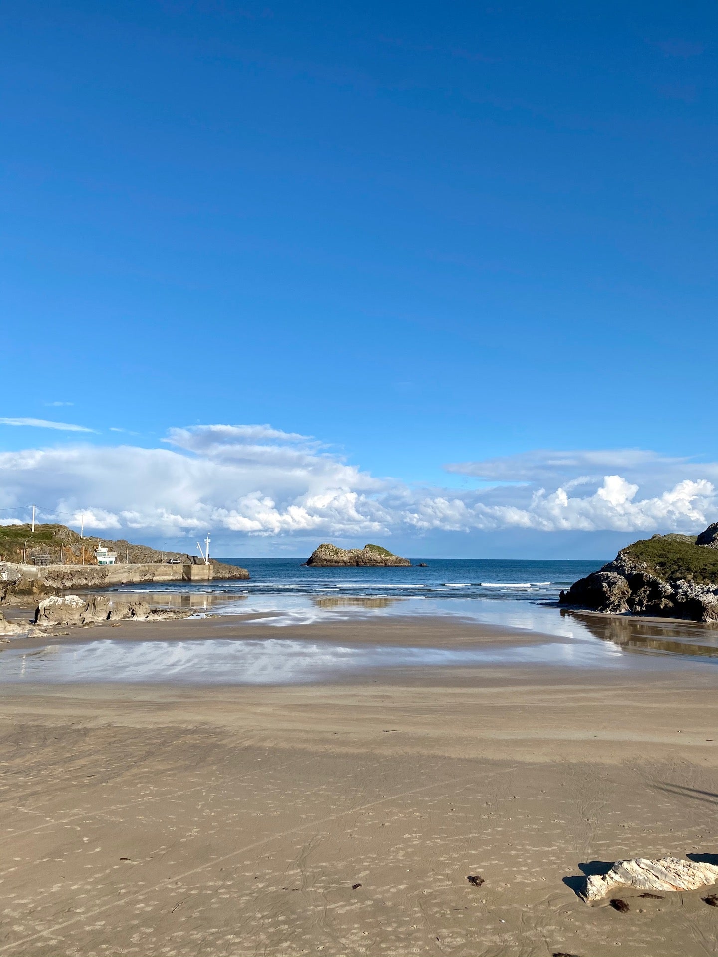 Playa De Palombina Celorio Asturias