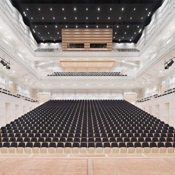 Das Foto wurde bei Konzerthaus Dortmund von Konzerthaus Dortmund am 9/18/2013 aufgenommen