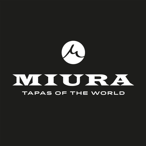 9/18/2013 tarihinde MIURA Tapas-Bar &amp; Restaurantziyaretçi tarafından MIURA Tapas-Bar &amp; Restaurant'de çekilen fotoğraf