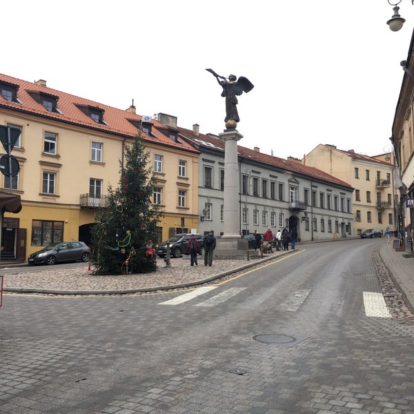 รูปภาพถ่ายที่ Užupio angelas โดย Nikita K. เมื่อ 1/26/2020