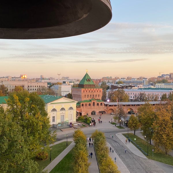 Photo taken at Nizhny Novgorod Kremlin by Dmitriy M. on 10/1/2021