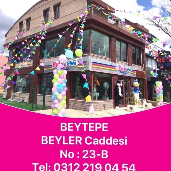 Photo taken at Balonevi Beytepe &amp; Crown Showroom by Balonevi  Ankara C. on 8/31/2022